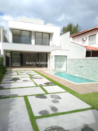 Imagem Casa de Condomínio com 5 Quartos à Venda, 340 m² em Barra Da Tijuca - Rio De Janeiro Imagem Casa de Condomínio com 5 Quartos à Venda, 340 m² em Barra Da Tijuca - Rio De Janeiro