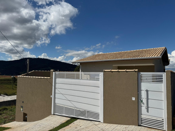 Imagem Casa com 2 Quartos à Venda, 200 m² em Centro - Extrema Imagem Casa com 2 Quartos à Venda, 200 m² em Centro - Extrema