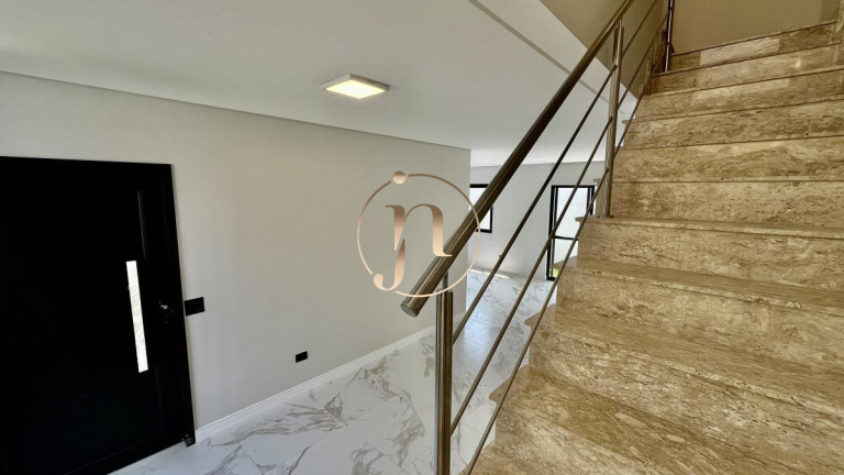Imagem Sobrado com 3 Quartos à Venda, 130 m²