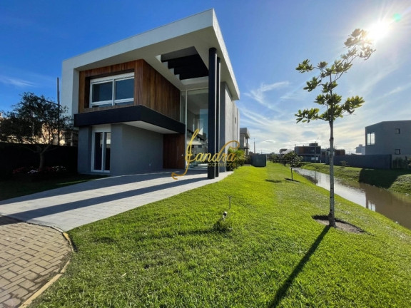 Imagem Casa de Condomínio com 4 Quartos à Venda, 239 m² em Centro - Xangri-la