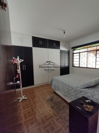 Imagem Casa com 3 Quartos à Venda, 194 m² em Jardim Aeroporto - Guaratinguetá Imagem Casa com 3 Quartos à Venda, 194 m² em Jardim Aeroporto - Guaratinguetá