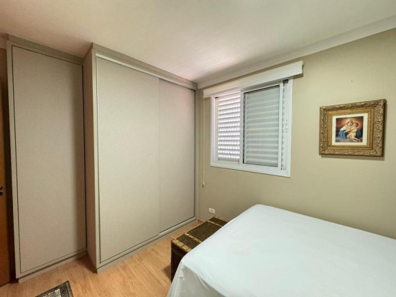 Imagem Apartamento com 3 Quartos à Venda, 78 m² em Petrópolis - Londrina