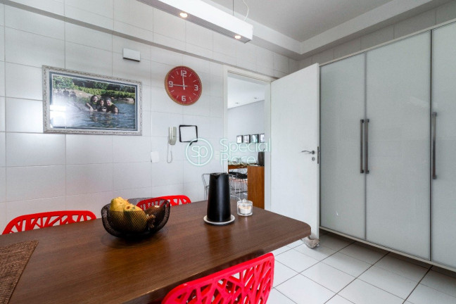 Imagem Apartamento com 3 Quartos à Venda, 300 m² em Real Parque - São Paulo