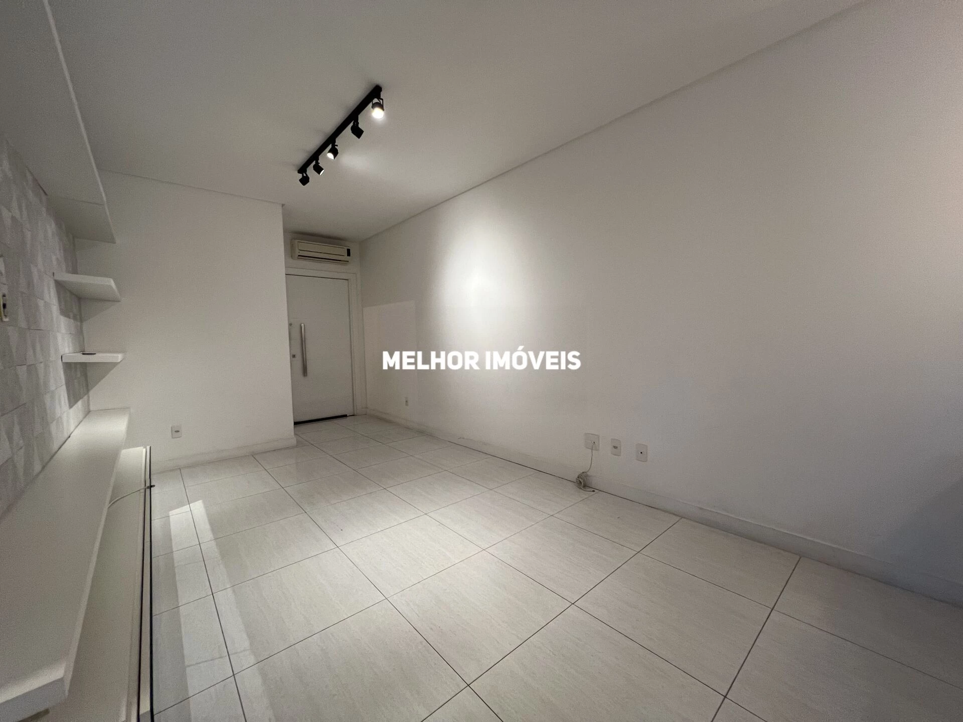 Imagem Apartamento com 2 Quartos à Venda, 100 m² em Centro - Balneário Camboriú Imagem Apartamento com 2 Quartos à Venda, 100 m² em Centro - Balneário Camboriú