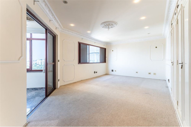 Imagem Casa com 3 Quartos à Venda, 530 m² em Jardim Avelino - São Paulo