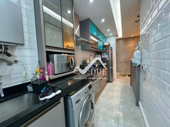 Imagem Apartamento com 3 Quartos à Venda, 82 m² em Estuário - Santos