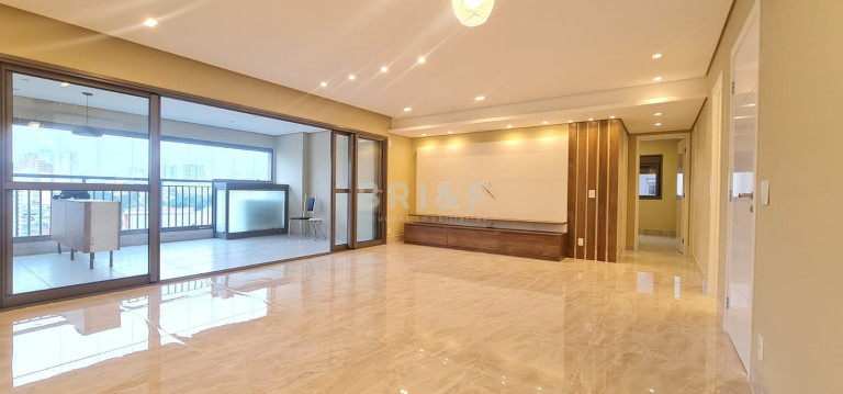 Apartamento com 3 Quartos à Venda, 149 m² em Vila Santa Catarina - São Paulo