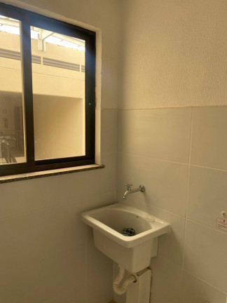Imagem Apartamento com 2 Quartos para Alugar,  em Ilhéus