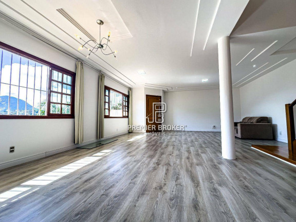 Imagem Casa com 4 Quartos à Venda, 200 m² em Panorama - Teresópolis Imagem Casa com 4 Quartos à Venda, 200 m² em Panorama - Teresópolis