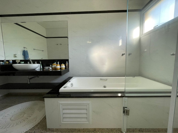 Imagem Imóvel com 7 Quartos à Venda, em Riviera - Bertioga Imagem Imóvel com 7 Quartos à Venda, em Riviera - Bertioga