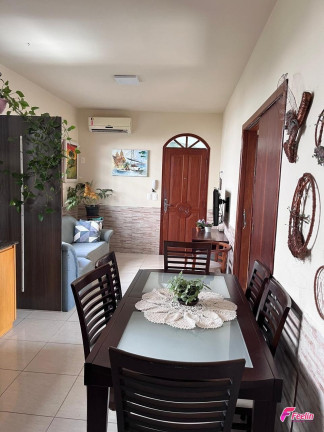 Imagem Casa com 4 Quartos à Venda, 148 m² em Trindade - Florianópolis