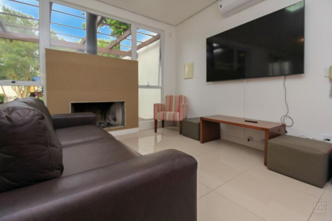 Imagem Casa com 3 Quartos à Venda, 178 m² em Ipanema - Porto Alegre Imagem Casa com 3 Quartos à Venda, 178 m² em Ipanema - Porto Alegre