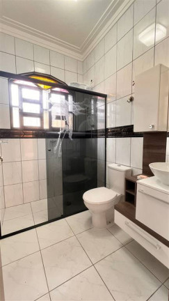 Imagem Casa com 3 Quartos à Venda, em Caiçara - Praia Grande Imagem Casa com 3 Quartos à Venda, em Caiçara - Praia Grande