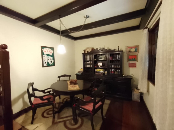 Imagem Casa com 4 Quartos à Venda, 173 m² em Alto - Teresópolis Imagem Casa com 4 Quartos à Venda, 173 m² em Alto - Teresópolis