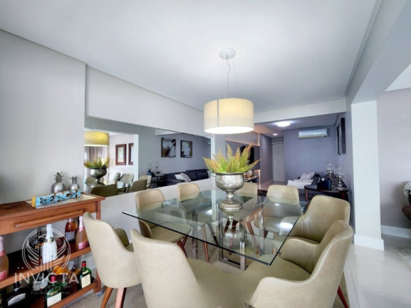 Imagem Apartamento com 3 Quartos à Venda, 200 m² em Centro - Balneário Camboriú Imagem Apartamento com 3 Quartos à Venda, 200 m² em Centro - Balneário Camboriú