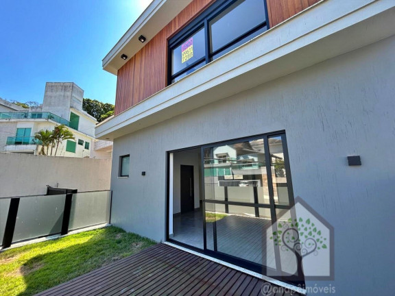 Imagem Casa com 3 Quartos à Venda, 200 m² em Córrego Grande - Florianópolis Imagem Casa com 3 Quartos à Venda, 200 m² em Córrego Grande - Florianópolis