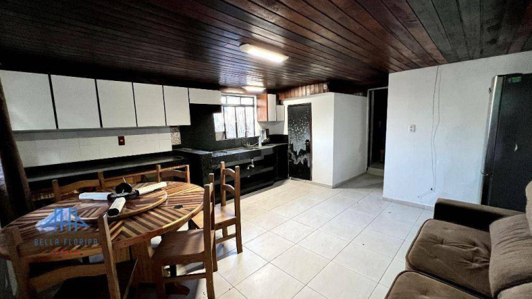 Imagem Casa com 2 Quartos à Venda ou Locação, 90 m² em Trindade - Florianópolis Imagem Casa com 2 Quartos à Venda ou Locação, 90 m² em Trindade - Florianópolis