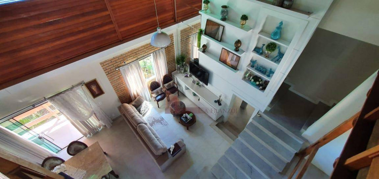Imagem Casa com 3 Quartos à Venda, 250 m² em Quilometro 12 - Itajaí Imagem Casa com 3 Quartos à Venda, 250 m² em Quilometro 12 - Itajaí
