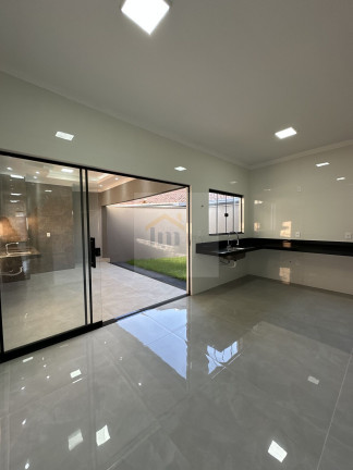 Imagem Casa com 3 Quartos à Venda, 128 m² em Jardim Mont Serrat - Aparecida De Goiânia Imagem Casa com 3 Quartos à Venda, 128 m² em Jardim Mont Serrat - Aparecida De Goiânia