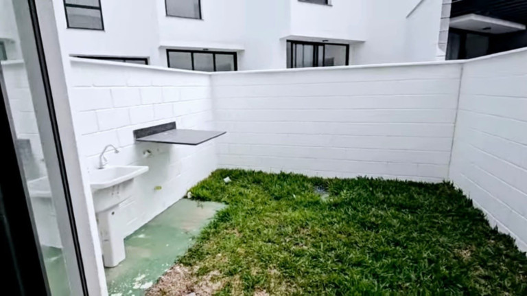 Imagem Casa de Condomínio com 2 Quartos à Venda, 79 m² em Itaguá - Ubatuba Imagem Casa de Condomínio com 2 Quartos à Venda, 79 m² em Itaguá - Ubatuba