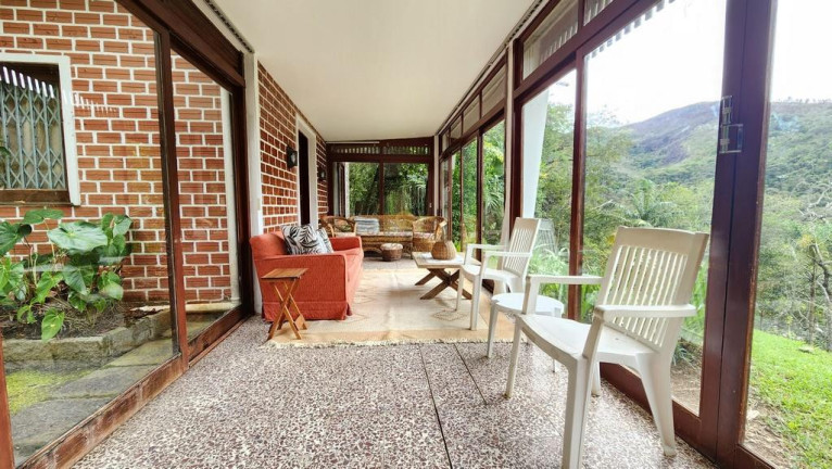 Imagem Casa com 5 Quartos à Venda, 150 m² em Três Córregos - Teresópolis Imagem Casa com 5 Quartos à Venda, 150 m² em Três Córregos - Teresópolis