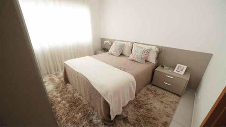 Imagem Casa com 3 Quartos à Venda, em Jardim Guanabara Ii - Goiânia Imagem Casa com 3 Quartos à Venda, em Jardim Guanabara Ii - Goiânia