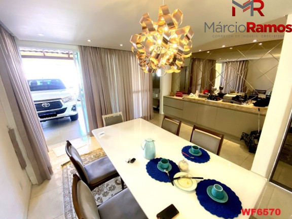 Casa com 3 Quartos à Venda, 196 m² em Lagoa Redonda - Fortaleza