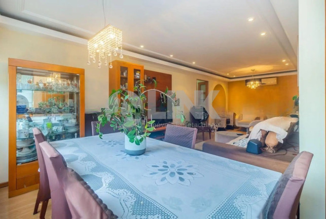 Imagem Apartamento com 3 Quartos à Venda, 94 m² em Cristo Redentor - Porto Alegre Imagem Apartamento com 3 Quartos à Venda, 94 m² em Cristo Redentor - Porto Alegre