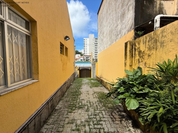 Imagem Casa com 3 Quartos à Venda, 150 m² em Barra - Salvador Imagem Casa com 3 Quartos à Venda, 150 m² em Barra - Salvador