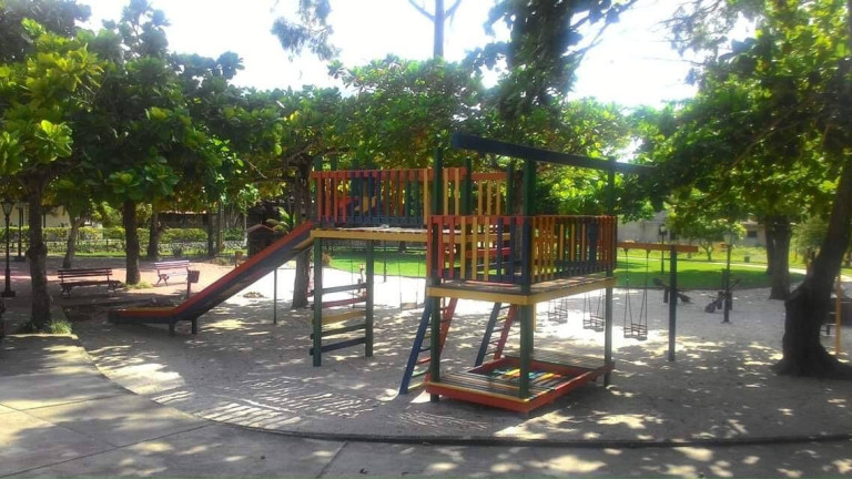 Imagem Casa com 4 Quartos à Venda, 270 m² em Bananeiras (iguabinha) - Araruama Imagem Casa com 4 Quartos à Venda, 270 m² em Bananeiras (iguabinha) - Araruama