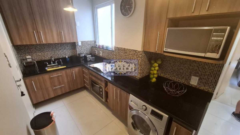 Imagem Apartamento com 2 Quartos à Venda, 119 m² em Copacabana - Rio De Janeiro Imagem Apartamento com 2 Quartos à Venda, 119 m² em Copacabana - Rio De Janeiro