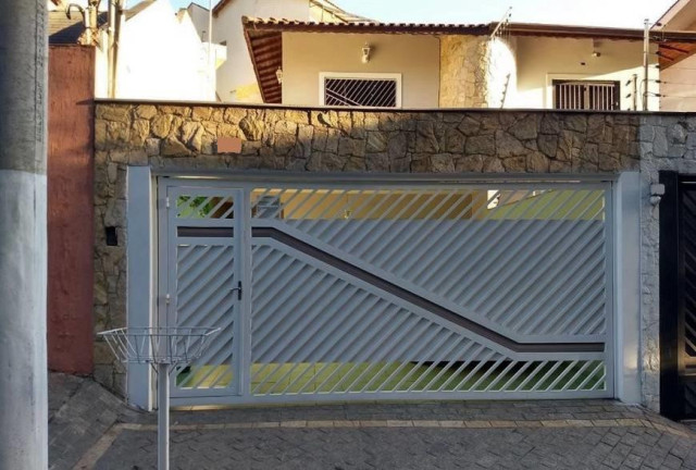 Imagem Casa com 3 Quartos à Venda, 125 m² em Jardim Textil - São Paulo