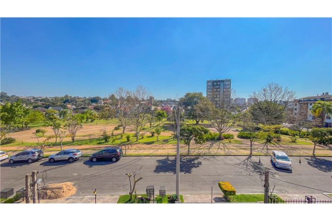 Imagem Casa com 3 Quartos à Venda, em Jardim Itu - Porto Alegre Imagem Casa com 3 Quartos à Venda, em Jardim Itu - Porto Alegre