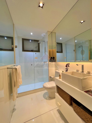 Imagem Apartamento com 3 Quartos à Venda, 131 m² em Camorim - Rio De Janeiro