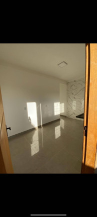 Imagem Casa com 3 Quartos à Venda, 85 m² em Goiânia Imagem Casa com 3 Quartos à Venda, 85 m² em Goiânia