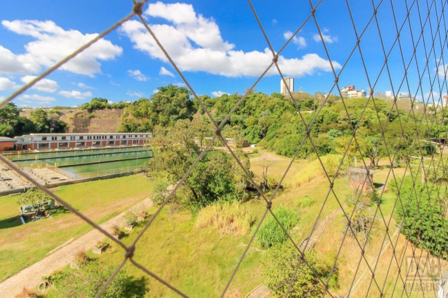 Imagem Imóvel com 3 Quartos à Venda, 110 m² em Menino Deus - Porto Alegre