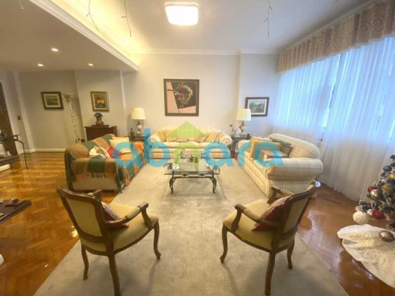 Apartamento com 3 Quartos à Venda, 210 m² em Copacabana - Rio De Janeiro