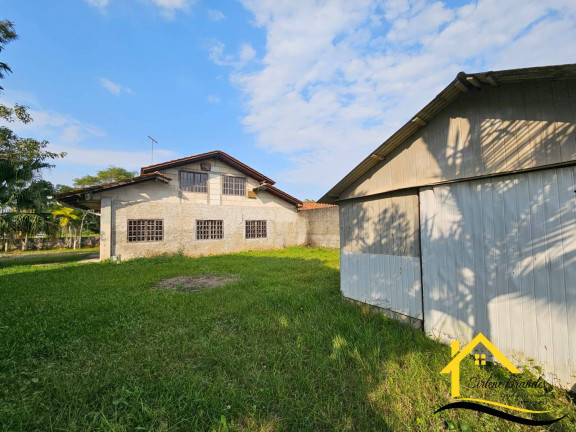 Imagem Casa com 3 Quartos à Venda, 697 m² em Costeira - Balneário Barra Do Sul Imagem Casa com 3 Quartos à Venda, 697 m² em Costeira - Balneário Barra Do Sul