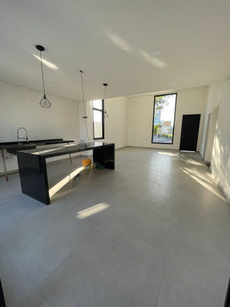 Imagem Casa com 3 Quartos à Venda, em Bairro Do Grama - Caçapava Imagem Casa com 3 Quartos à Venda, em Bairro Do Grama - Caçapava