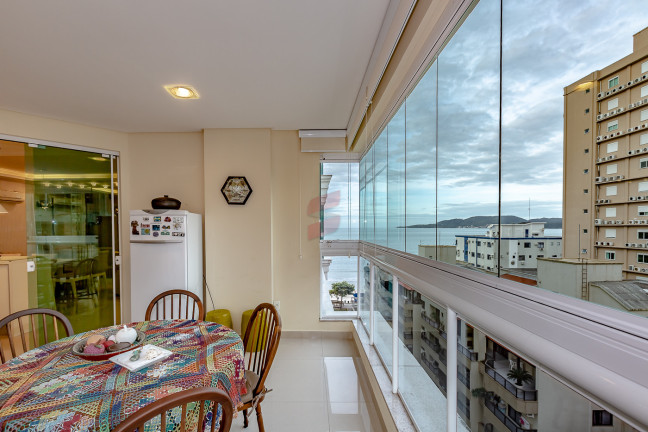 Imagem Apartamento com 3 Quartos à Venda, 131 m² em Meia Praia - Itapema