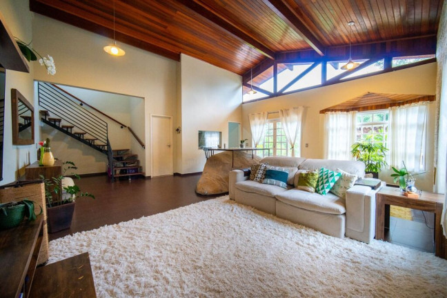 Imagem Casa com 4 Quartos à Venda,  em Chácara Vale Do Rio Cotia - Carapicuíba