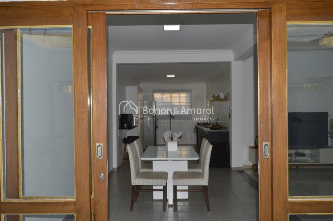 Imagem Casa com 3 Quartos à Venda, 287 m² em Vila Joaquim Inácio - Campinas Imagem Casa com 3 Quartos à Venda, 287 m² em Vila Joaquim Inácio - Campinas