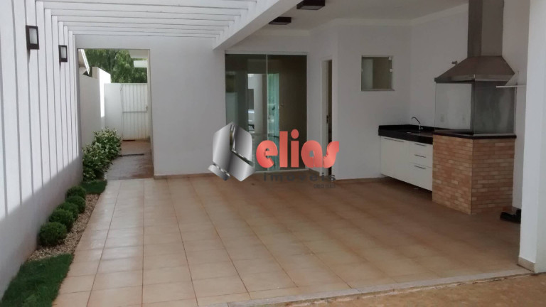 Imagem Casa com 3 Quartos para Alugar, 220 m² em Vila Aviação - Bauru Imagem Casa com 3 Quartos para Alugar, 220 m² em Vila Aviação - Bauru