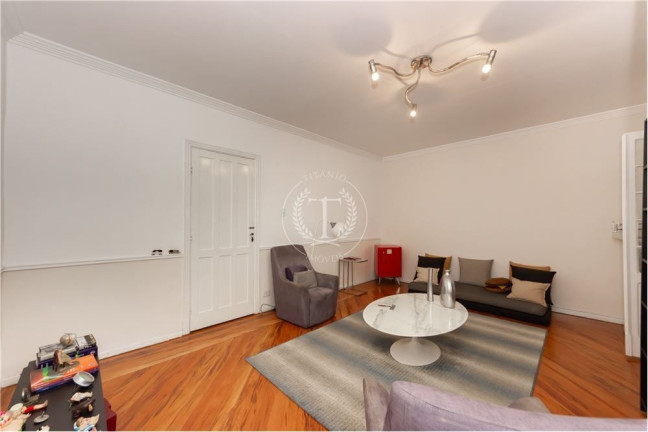 Imagem Casa com 6 Quartos à Venda, 220 m² em Jardim Paulista - São Paulo
