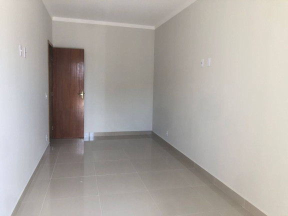 Imagem Sobrado com 2 Quartos à Venda, 75 m² em Ocian - Praia Grande Imagem Sobrado com 2 Quartos à Venda, 75 m² em Ocian - Praia Grande