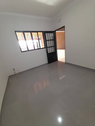 Imagem Casa com 2 Quartos à Venda, 5 m² em Jardim Itamarati - Botucatu Imagem Casa com 2 Quartos à Venda, 5 m² em Jardim Itamarati - Botucatu