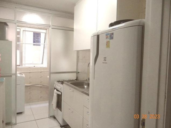 Imagem Imóvel com 2 Quartos à Venda, em Centro - Curitiba Imagem Imóvel com 2 Quartos à Venda, em Centro - Curitiba