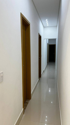 Imagem Casa com 3 Quartos à Venda, 134 m² em Caiçara - Praia Grande Imagem Casa com 3 Quartos à Venda, 134 m² em Caiçara - Praia Grande