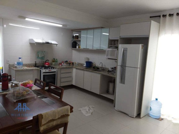 Imagem Casa com 4 Quartos à Venda, 280 m² em Trindade - Florianópolis Imagem Casa com 4 Quartos à Venda, 280 m² em Trindade - Florianópolis