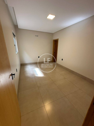 Imagem Casa com 3 Quartos à Venda, 360 m² em Setor Cristina Ii - Trindade